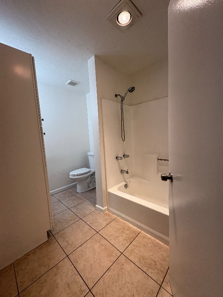 Building Photo - 4972 Baltimore Dr