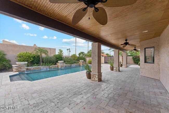 Building Photo - 8356 E San Ricardo Dr