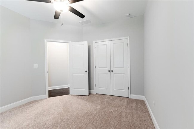 Building Photo - 3634 Via Nuova Ln