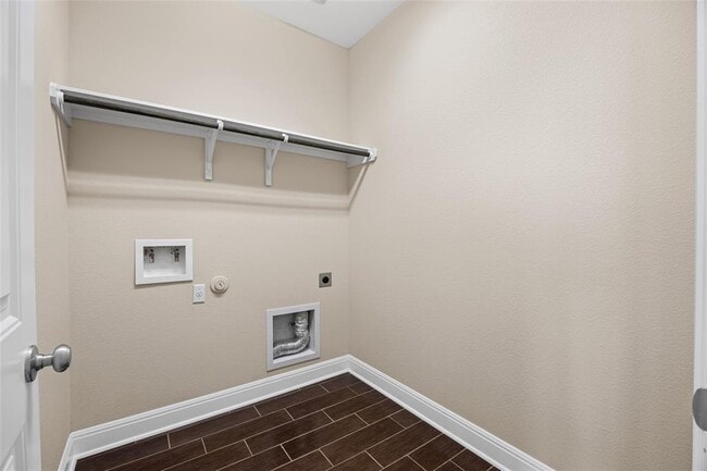 Building Photo - 17900 Crimson Apple Way