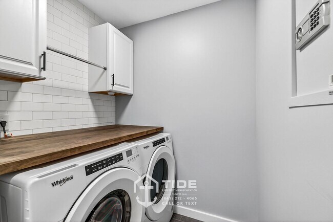 Building Photo - Spacious Living in Moncks Corner