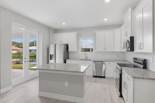 Building Photo - 573 Joy Haven Dr