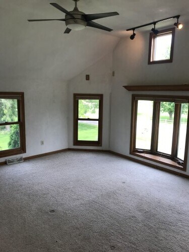 Building Photo - 6861 Cross Country Rd
