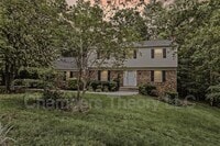 Building Photo - 8504 Shadeway Pl