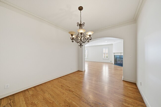 Building Photo - 6343 Mystic Bridge Dr