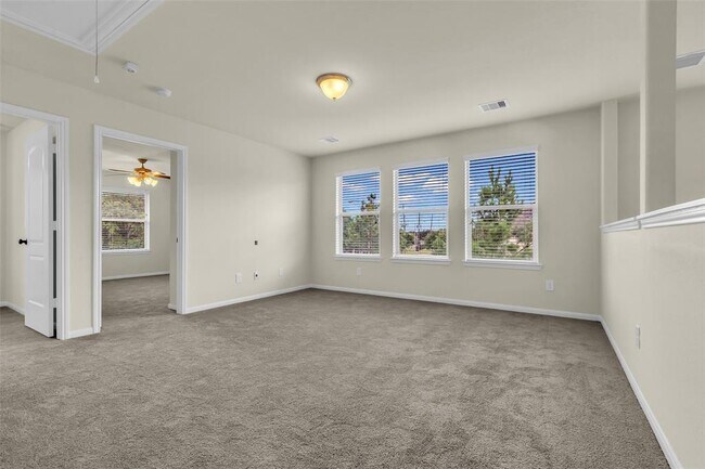 Building Photo - 8306 Columbia Forest Dr