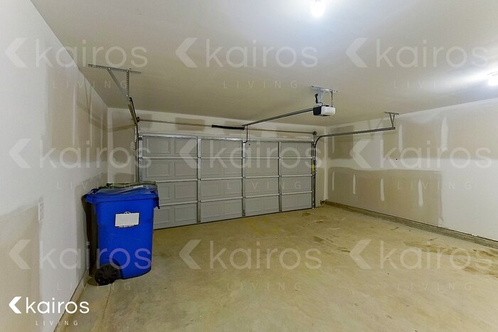 Building Photo - 236 Fox Chase Wy