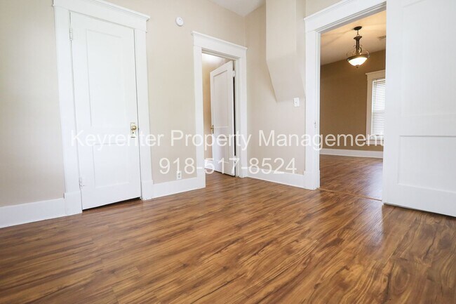 Building Photo - 412 N McKinley Ave
