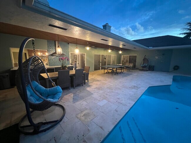 Building Photo - 13172 Doubletree Cir