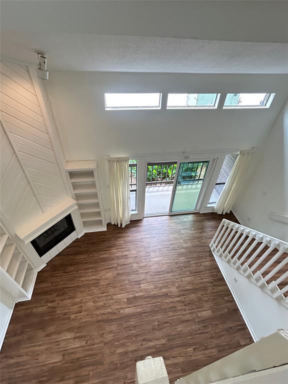 Building Photo - 12755 Mill Ridge Dr