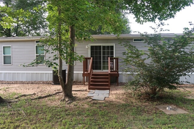 Building Photo - 16338 Crockett Bend Dr