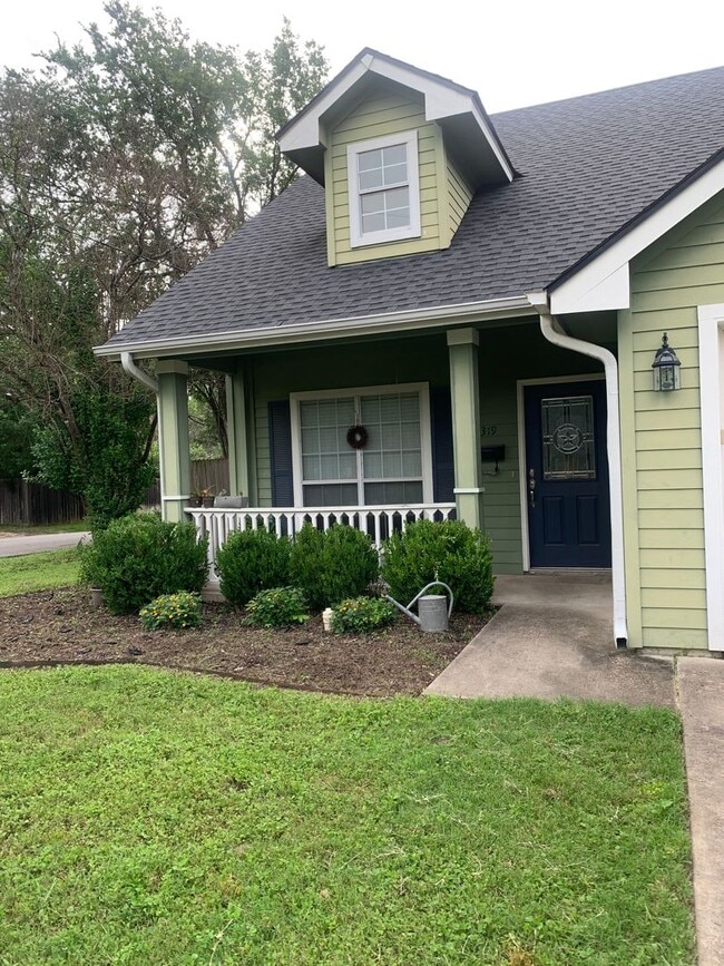 Building Photo - 3 BEDROOM, BELTON ISD