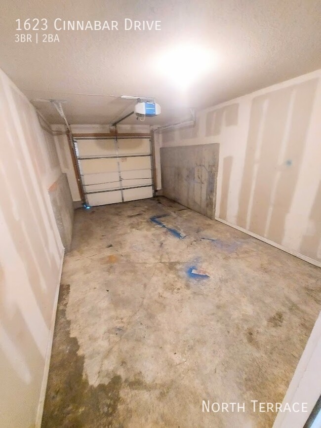 Building Photo - 1623 Cinnabar Dr