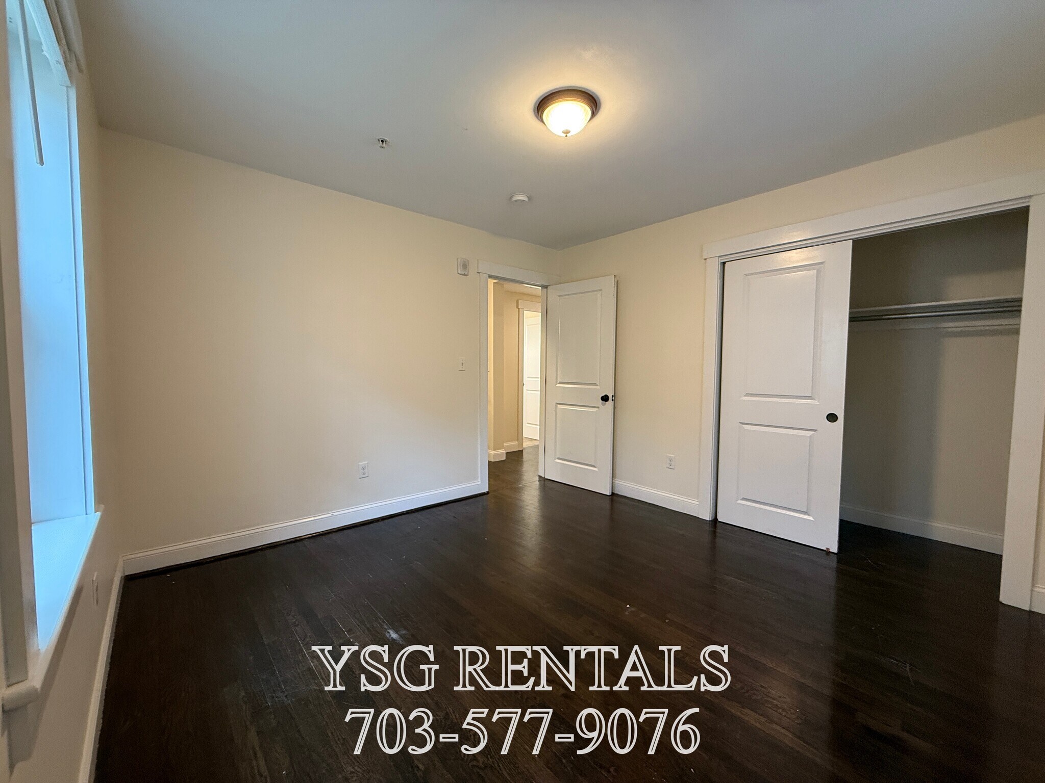 Building Photo - 24 Sunset St