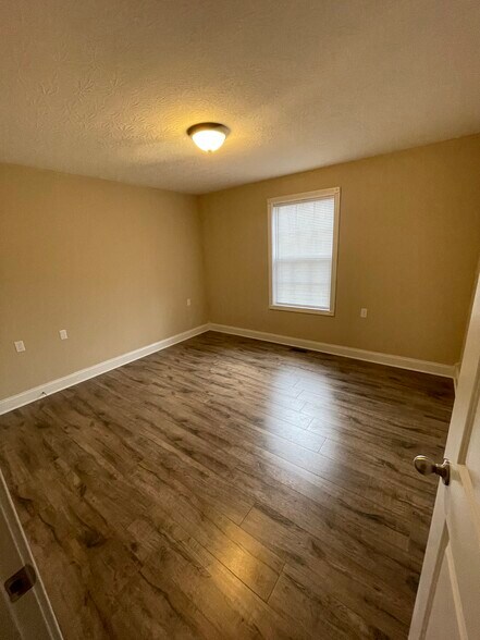 Building Photo - 224 Homewood Blvd