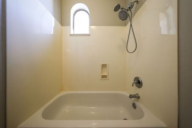 Building Photo - Now Available in Chandler! Spacious 4 Bedroom Home in Carino Estates!