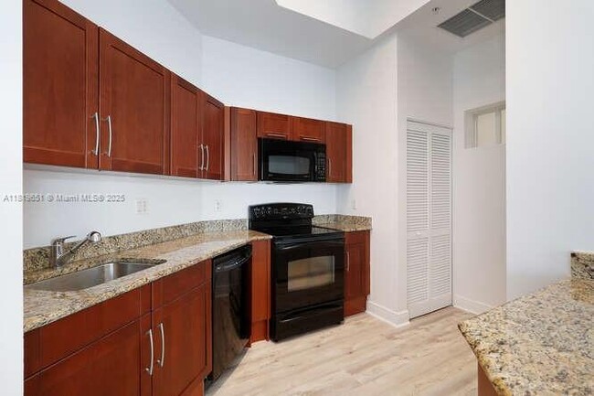 Building Photo - 7280 SW 90th St