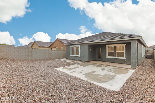 Building Photo - 9621 W Agora Ln