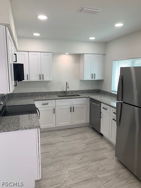 Building Photo - 11460 Summerwinds Ct