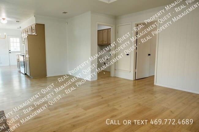 Building Photo - 1224 Mockingbird Ln