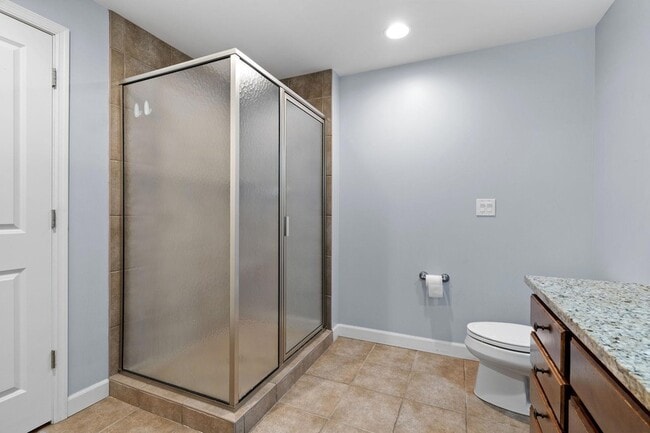 Building Photo - 317 Groveland Ave