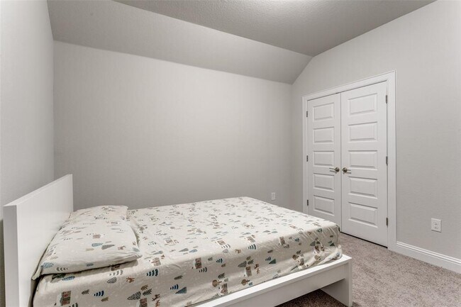 Building Photo - 2408 Indian Clover Trl