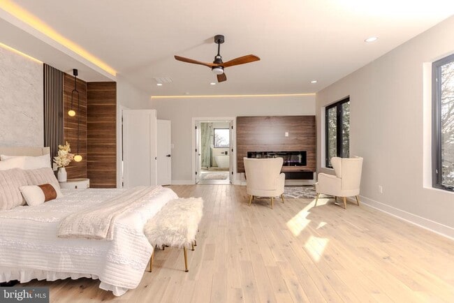 Building Photo - 3500 7th St N