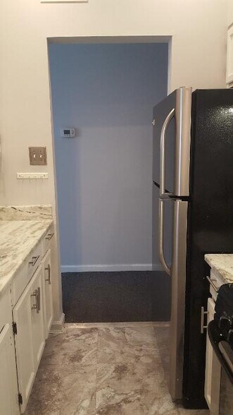 Building Photo - 1617 Christian St