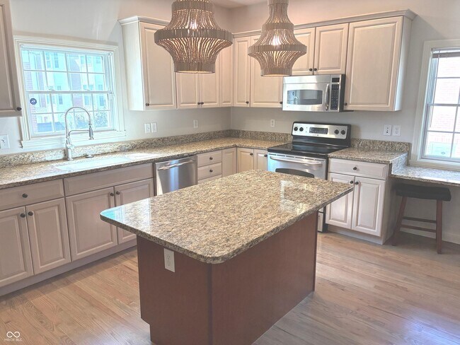 Building Photo - 70 Guilford Trail Dr