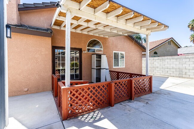 Building Photo - 5012 Hartwick Ct