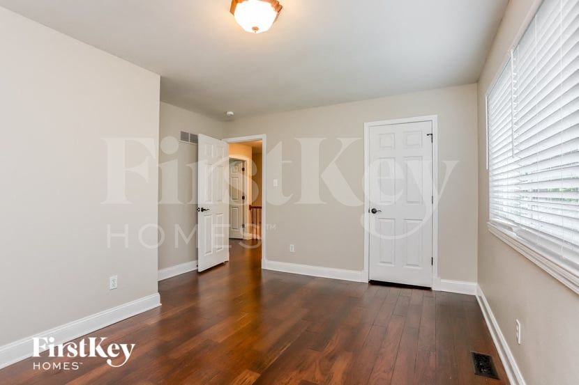 Building Photo - 1387 Still House Creek Rd