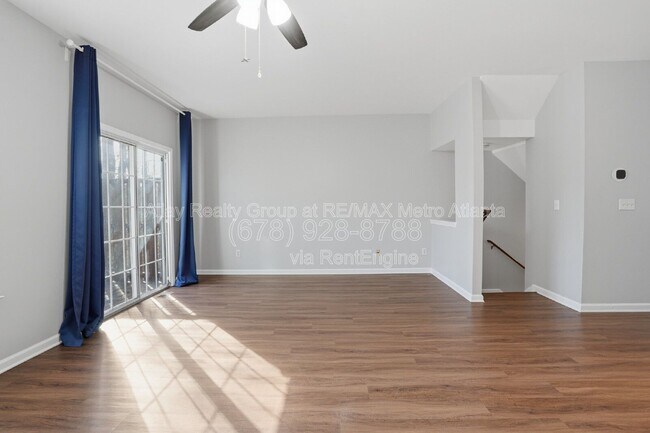 Building Photo - 648 Providence Pl SW