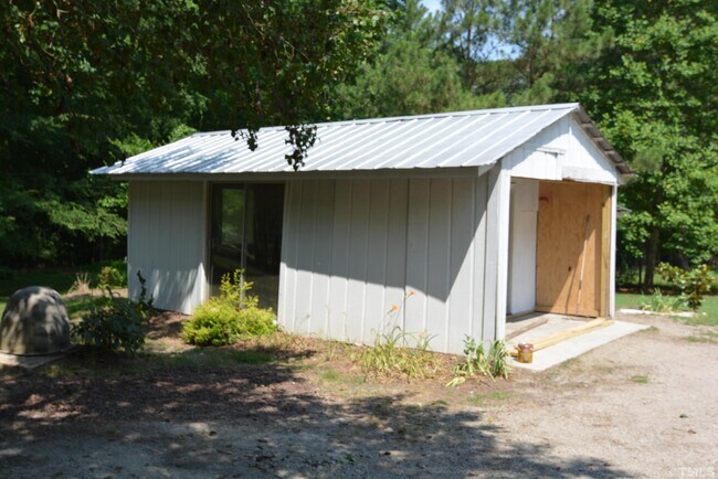 Building Photo - 643 Mt Pisgah Church Rd