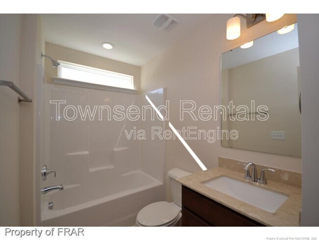 Building Photo - 4411 Low Oak Ct