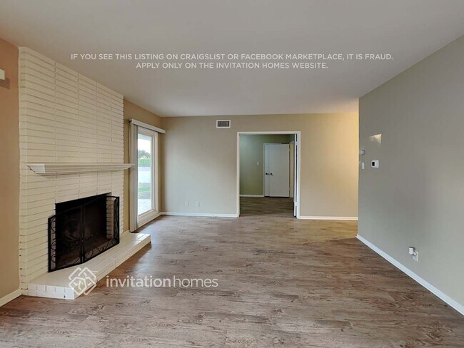 Building Photo - 2882 David St