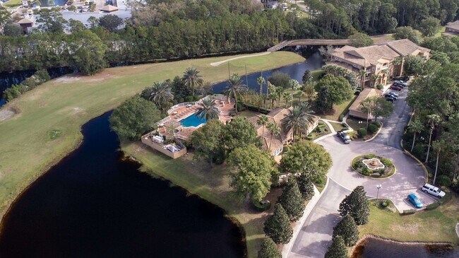 Building Photo - 550 Florida Club Blvd
