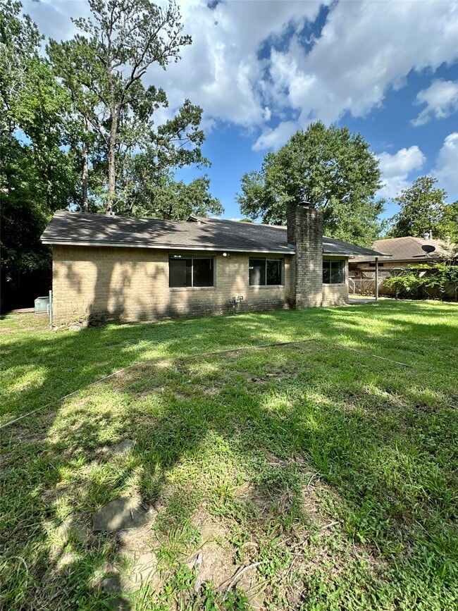 Building Photo - 26403 Hunters Hollow Dr