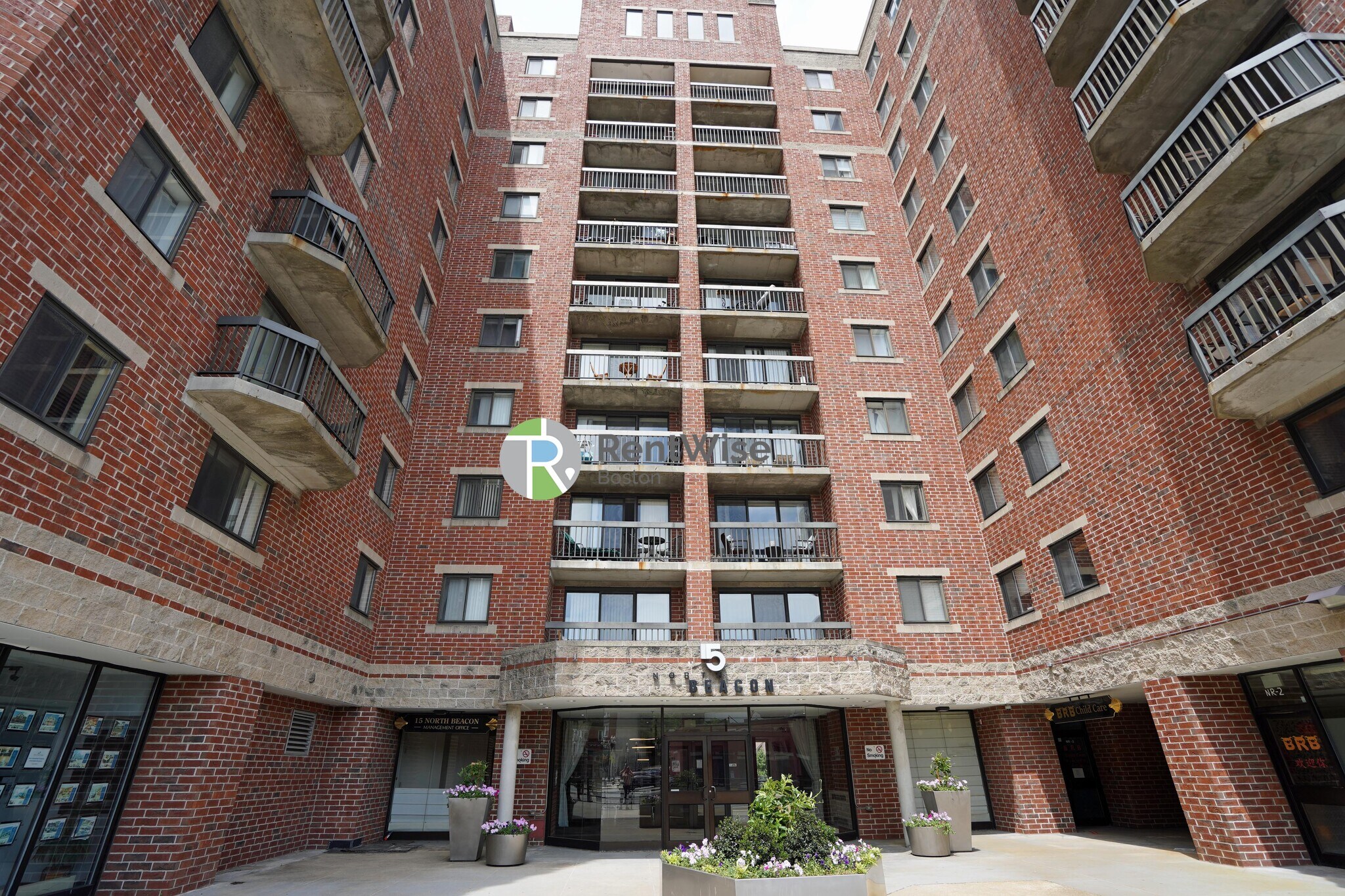Building Photo - 15 North Beacon St