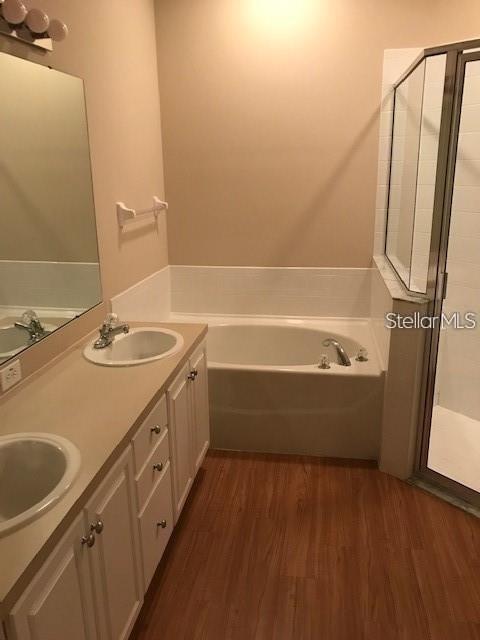 Building Photo - 6029 Sandhill Ridge Dr