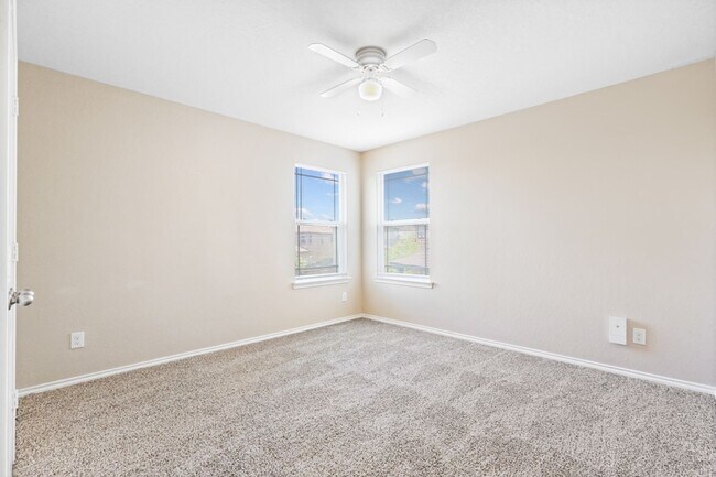Building Photo - 5114 Mustang Cove