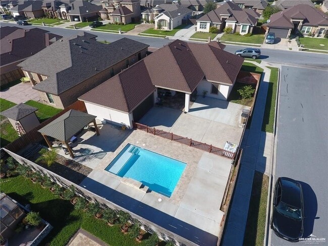 Building Photo - 21 Radiant Ln