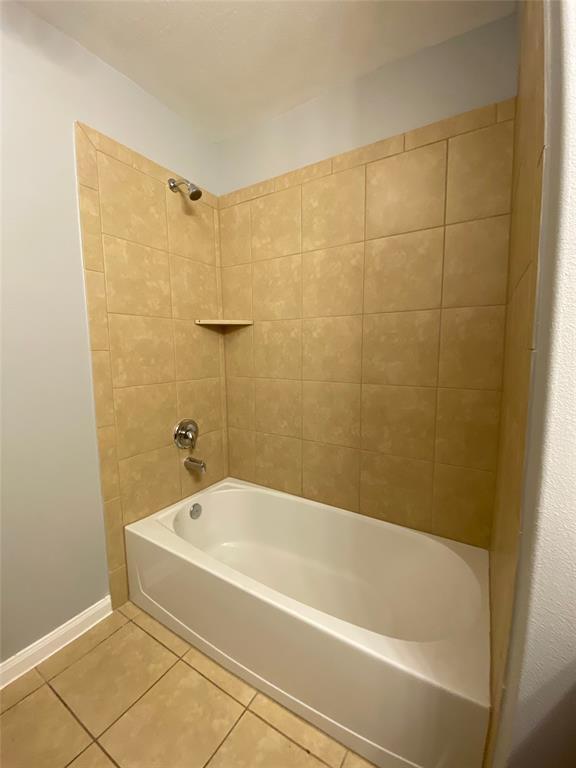 Building Photo - 20506 Humble Brook Dr