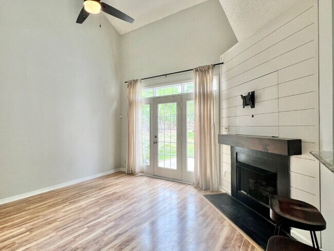 Building Photo - OPEN and SPACIOUS!