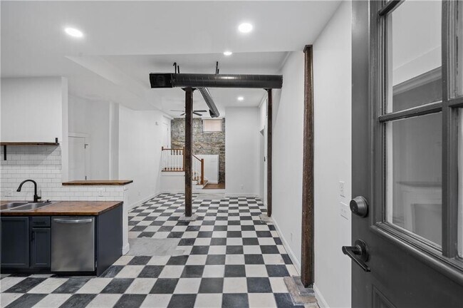 Building Photo - 360 Ponce De Leon Ave NE