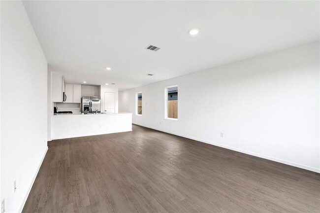 Building Photo - 12918 Shells Ln