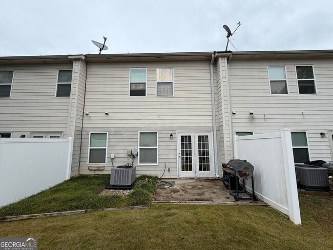 Building Photo - 121 Stonebridge Crossing