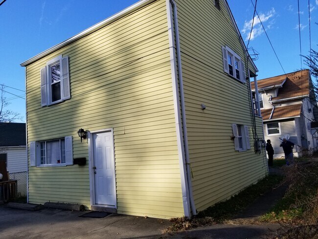 Parking Pad - 1003 W Virginia Ave