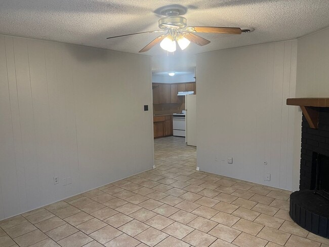 Building Photo - Jackson Street Duplex's