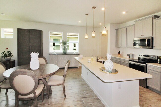 Building Photo - Renaissance at West Villages Annual Villa ...