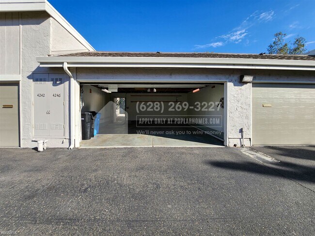 Building Photo - 3 br, 2.5 bath Townhome - 4246 Atlantic Co...